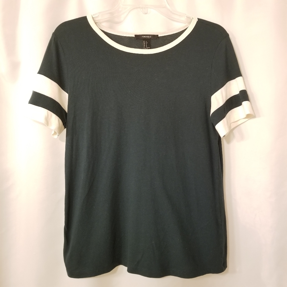 Forever 21 Green/White Tee Shirt